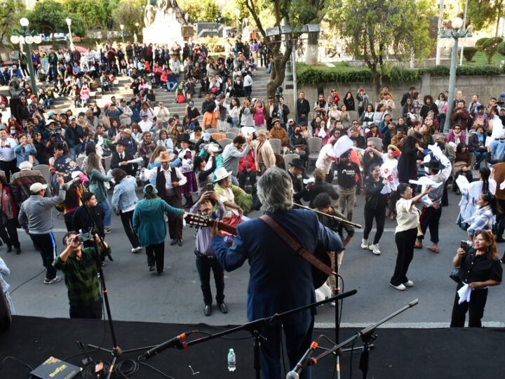 Bolivia celebra el Día de la Cueca y reafirma su identidad cultural