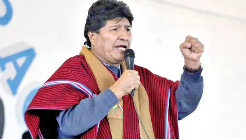 EVO MORALES HABLA DE “BRONCA SOCIAL” Y ACUSA AL GOBIERNO DE PAZ DE FAVORECER A RICOS Y EXTRANJEROS