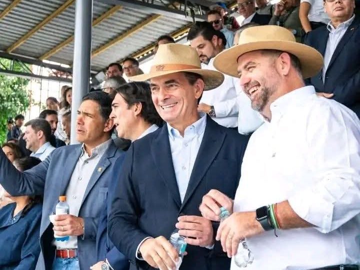 Rodrigo Paz miente: Ley 157 beneficia al agronegocio, no al campesino