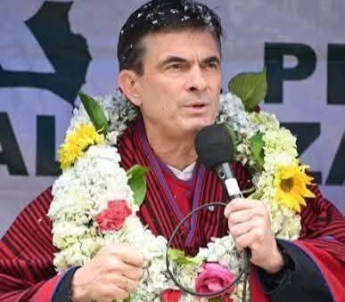 Achacachi | «NOS ENGAÑÓ»: PONCHOS ROJOS PIDEN LA RENUNCIA DEL PRESIDENTE RODRIGO PAZ