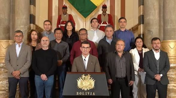 Discurso de crisis, presupuesto inflado: el doble estándar del Gobierno queda al descubierto